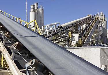 Análise de correia transportadora de borracha no...